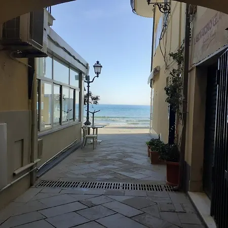 Apartament Vico Del Mare *